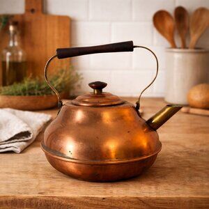 VTG Copper Kettle Farmhouse Kitchen Decor Rustic Cottagecore Americana Display